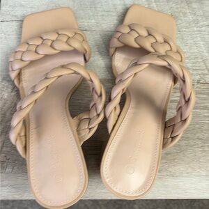 Khaki block braided sandals with heel